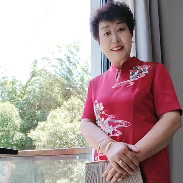 在等月亮