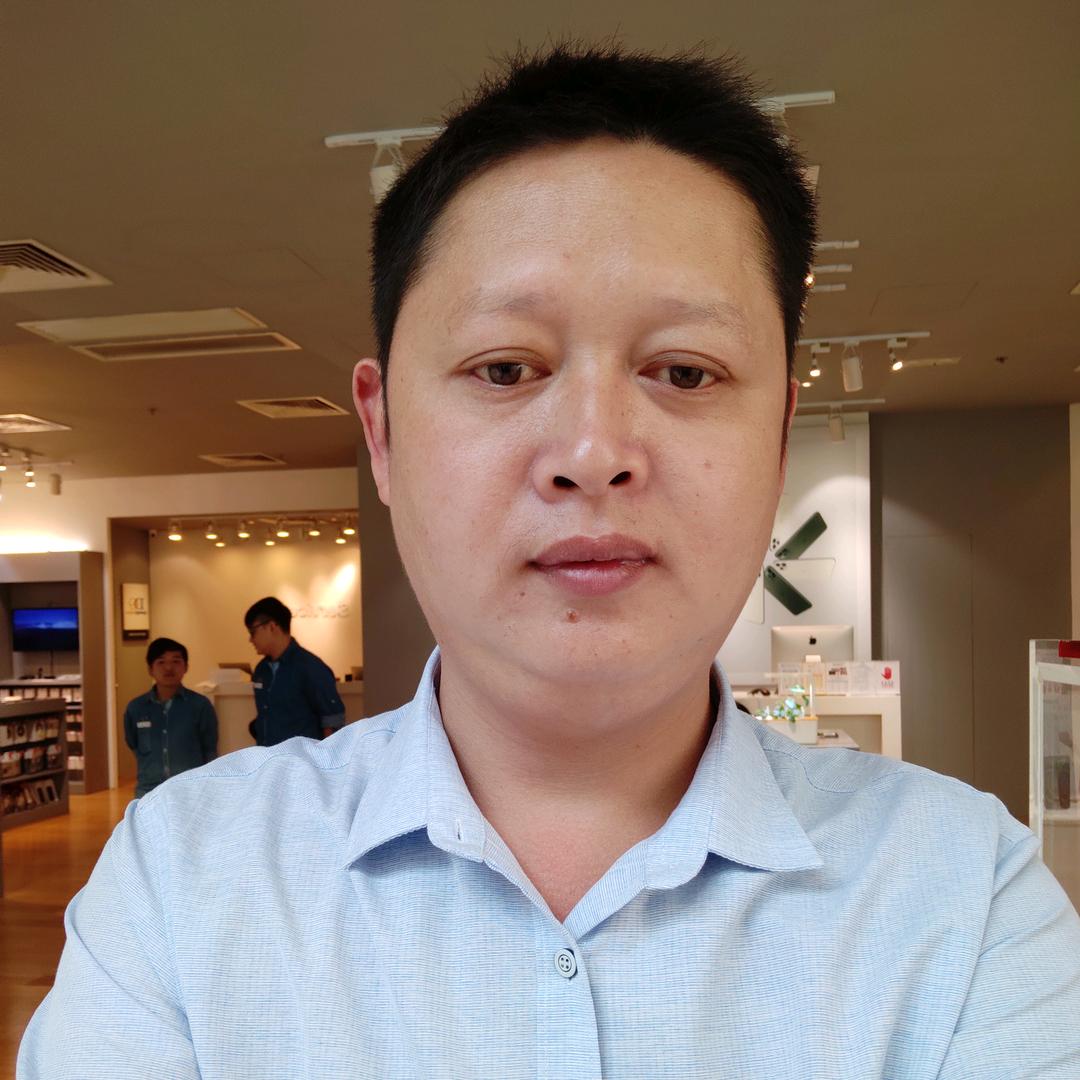 努力的君哥
