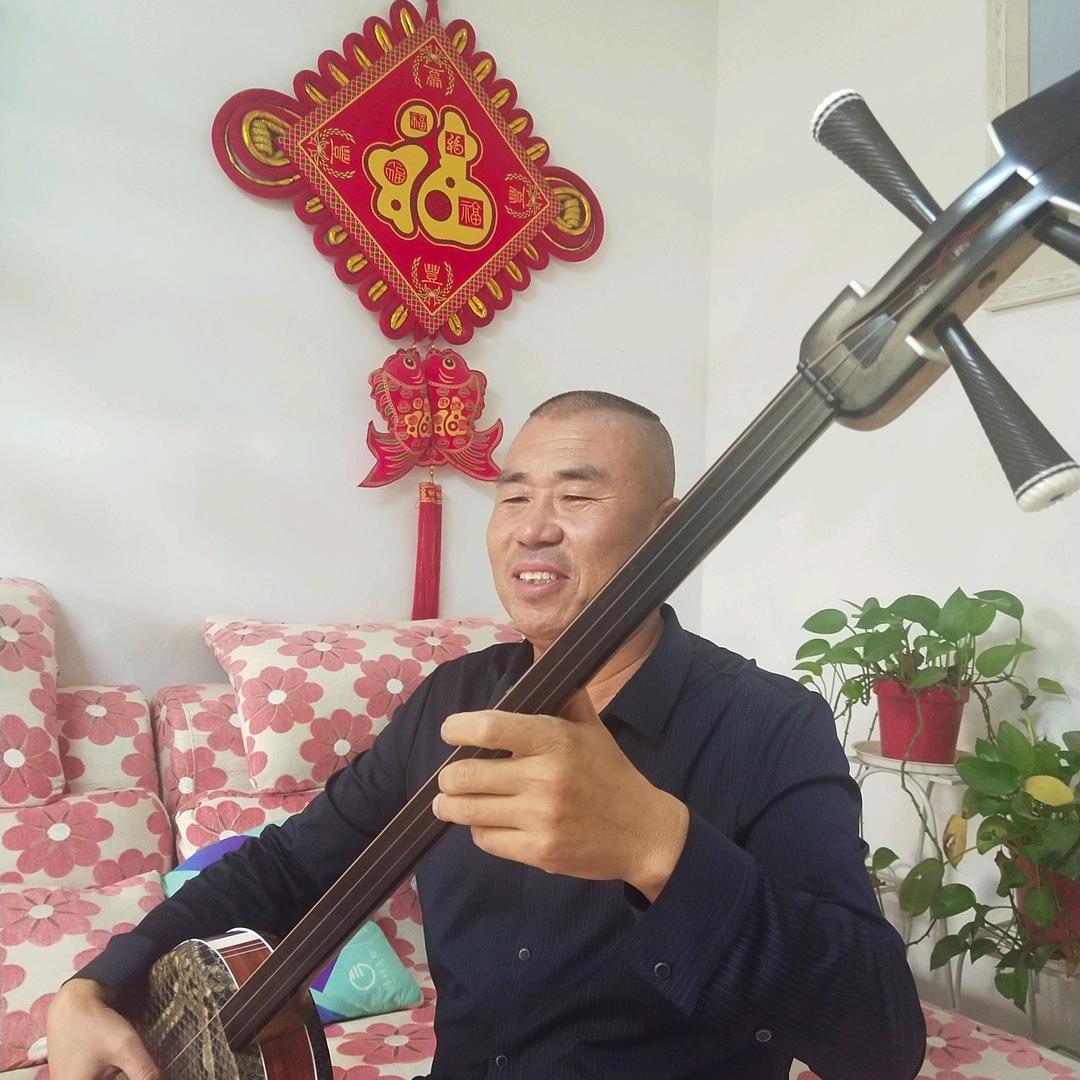 三弦领导