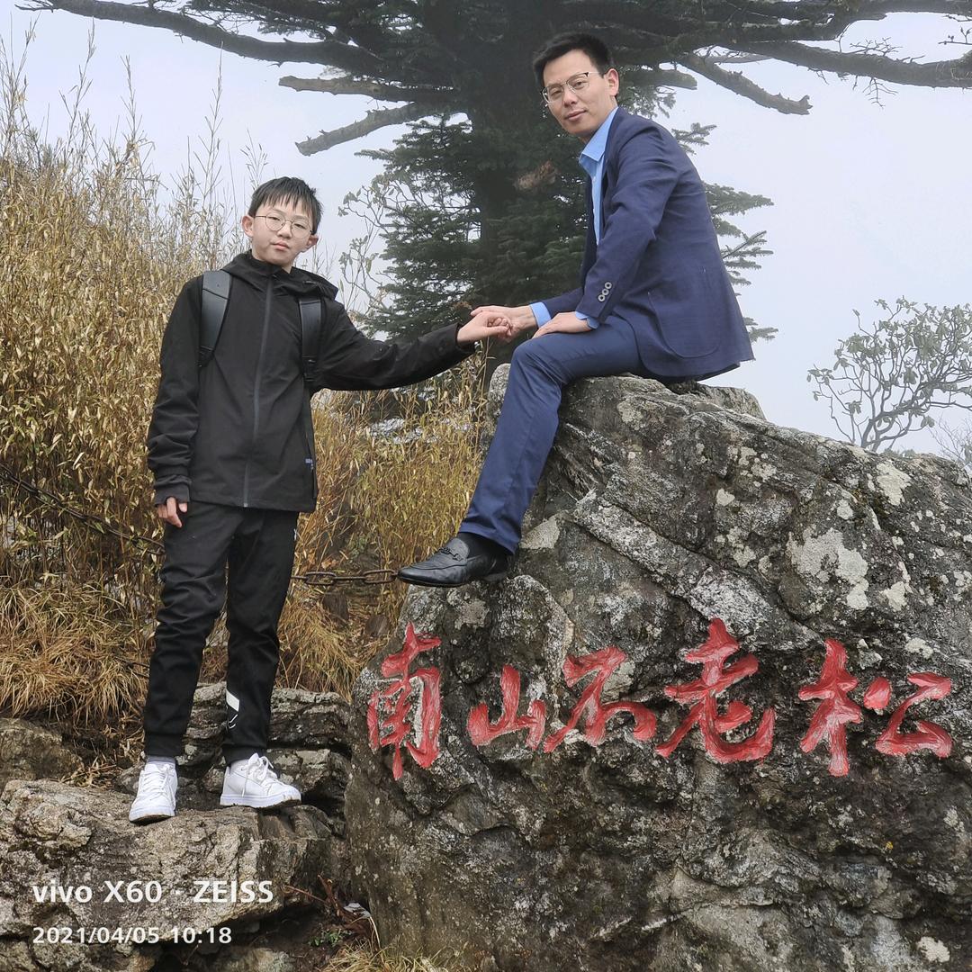 乐博乐博飞哥
