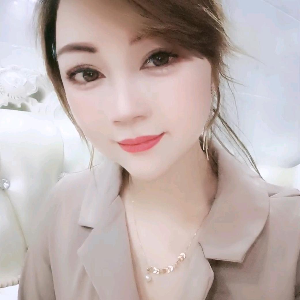 蓝蓝.