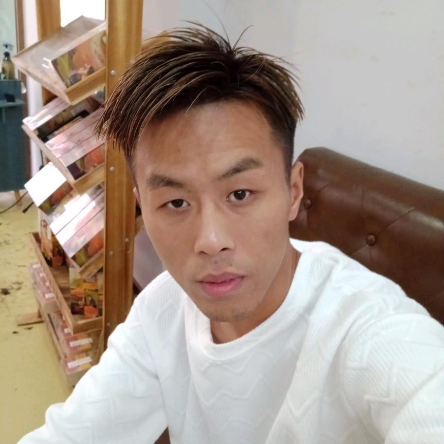 优美烫染沙龙