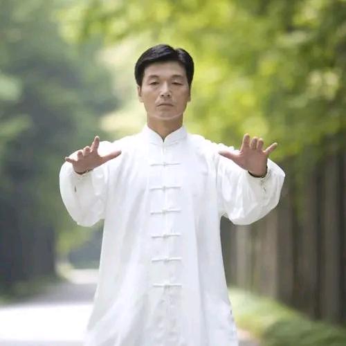 跟着师傅锻炼