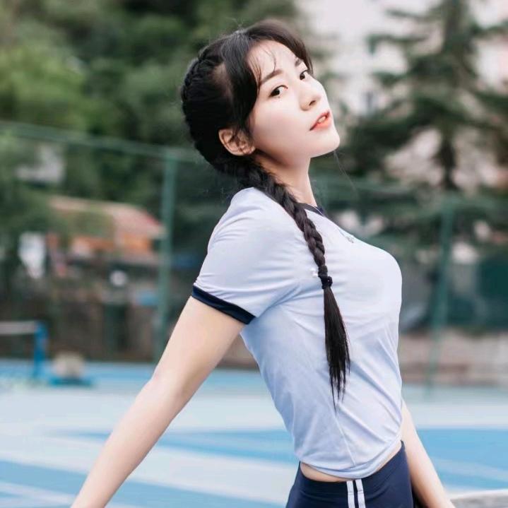 姐的个性有点拽