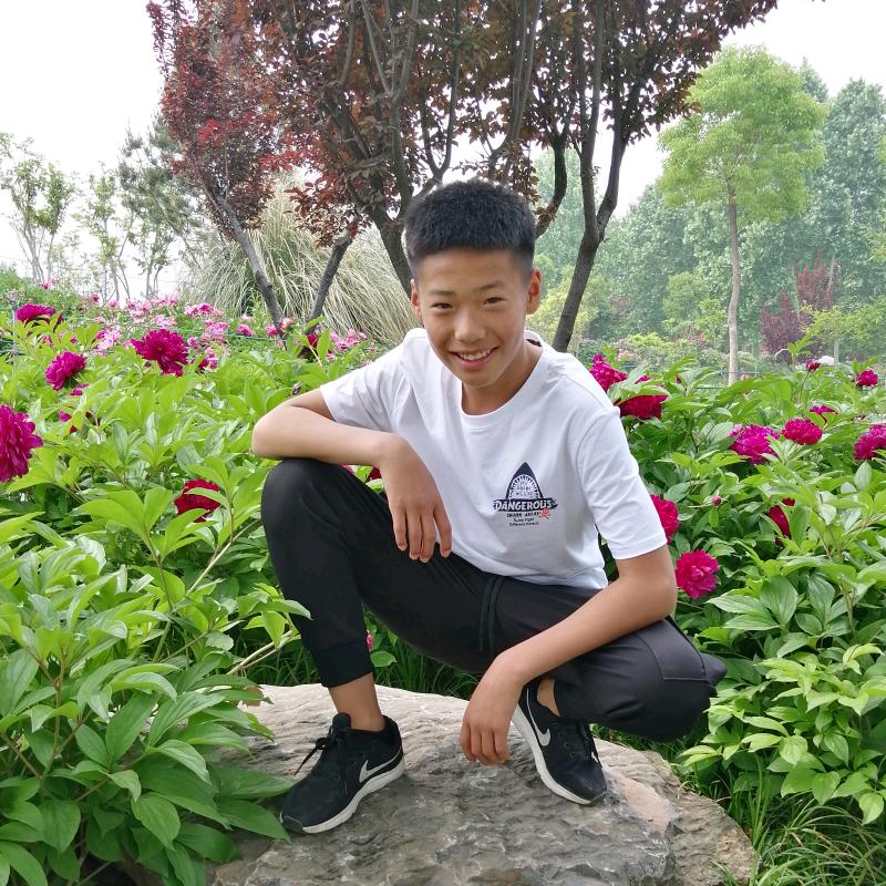 不照玉面赵人心