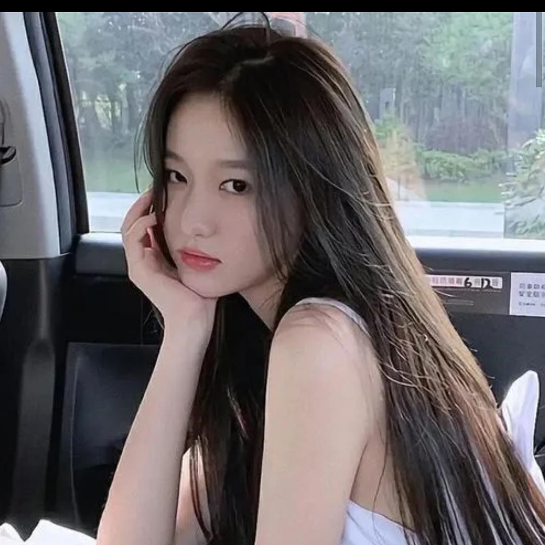 欣儿。