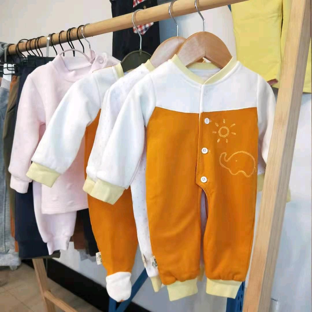 依子家婴幼儿服饰工厂店