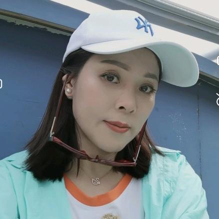 琼