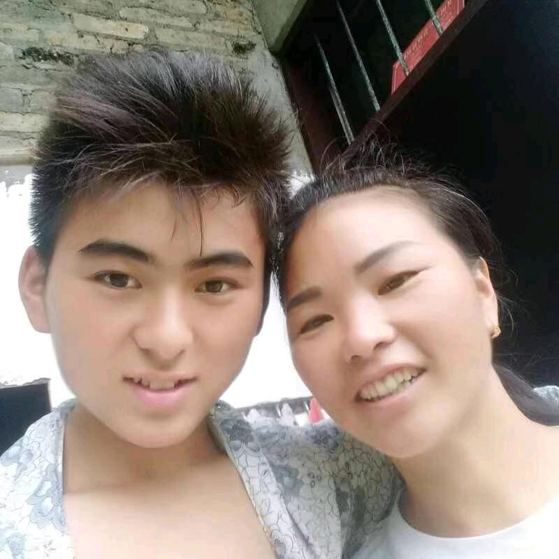 何必在乎你是谁😳😳