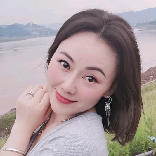 群群😘