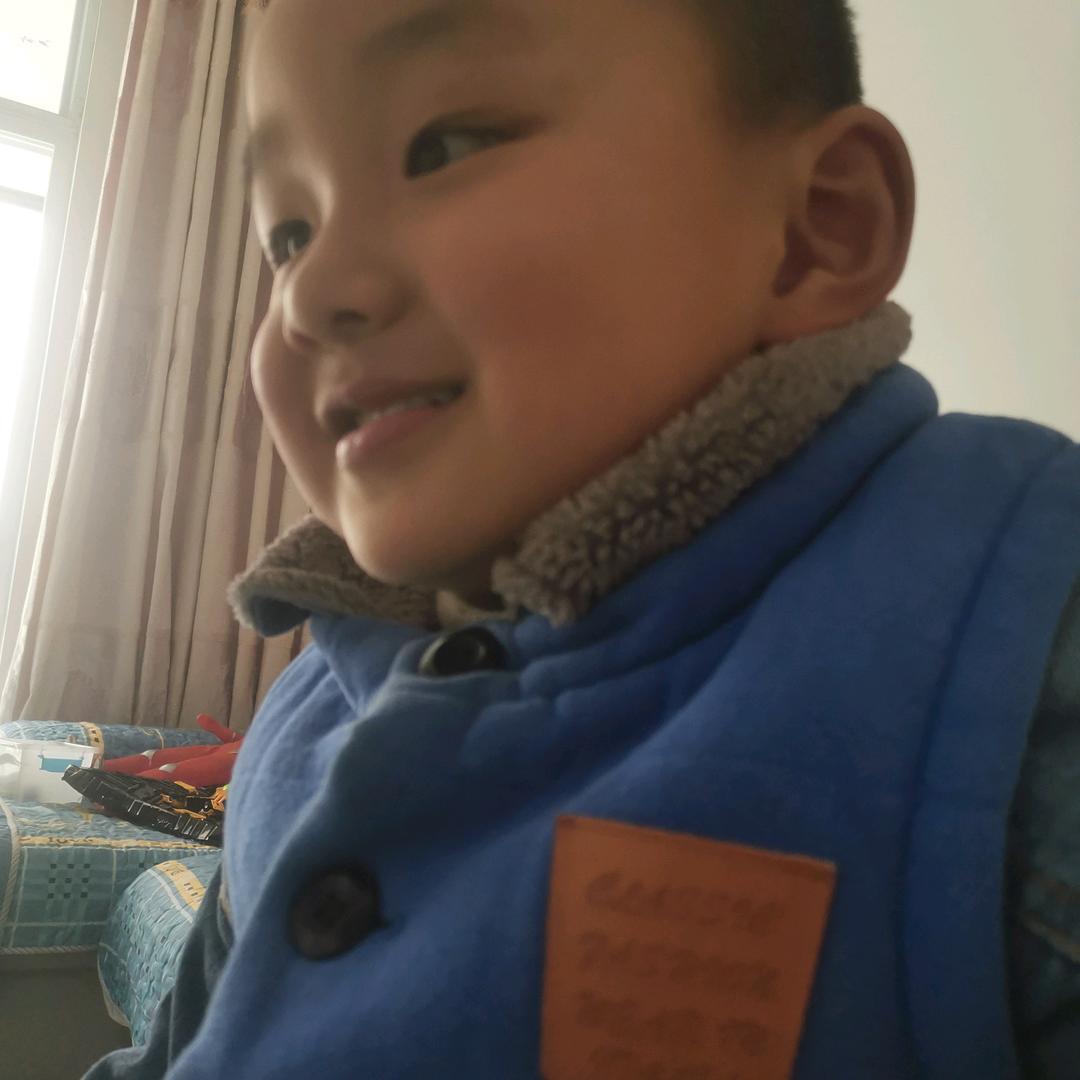 周三