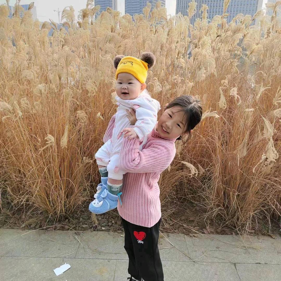 俩千金麻麻的衣橱