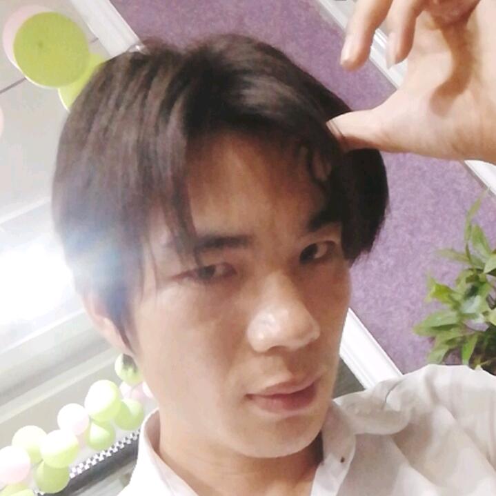 灵山县新型象美发店