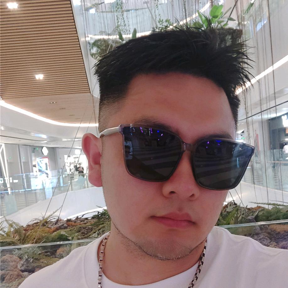 毛奕臻