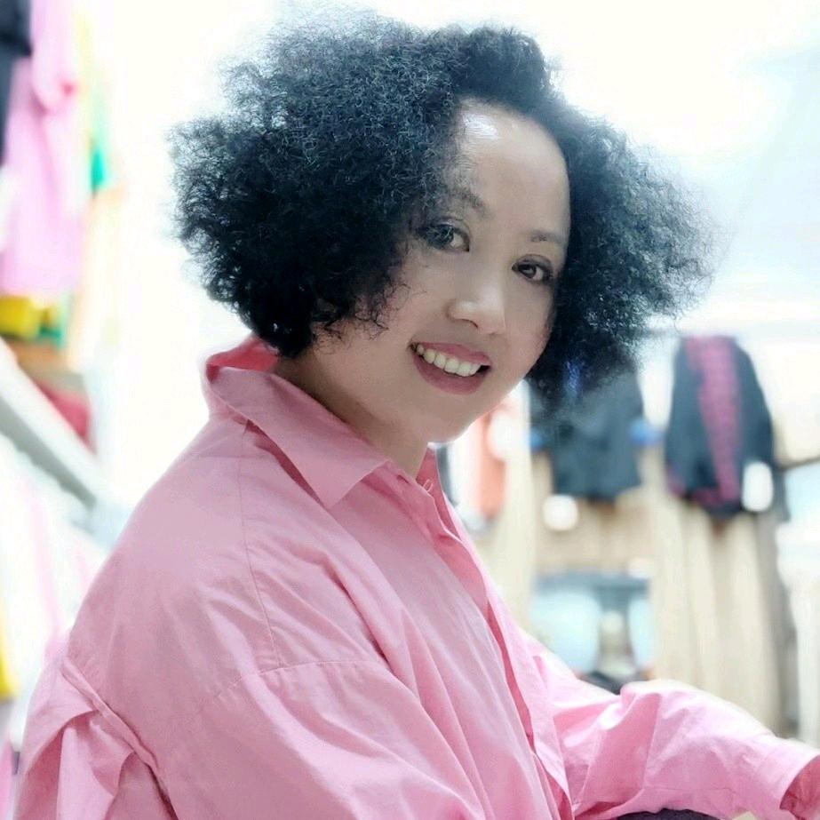 丽阳萱豪 休闲女装