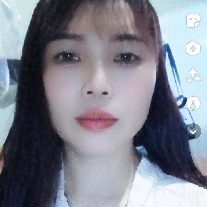 花开半夏，小英姐