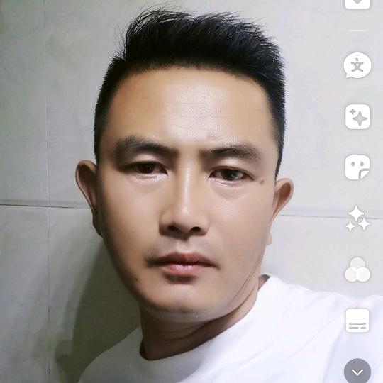 篷毕生辉