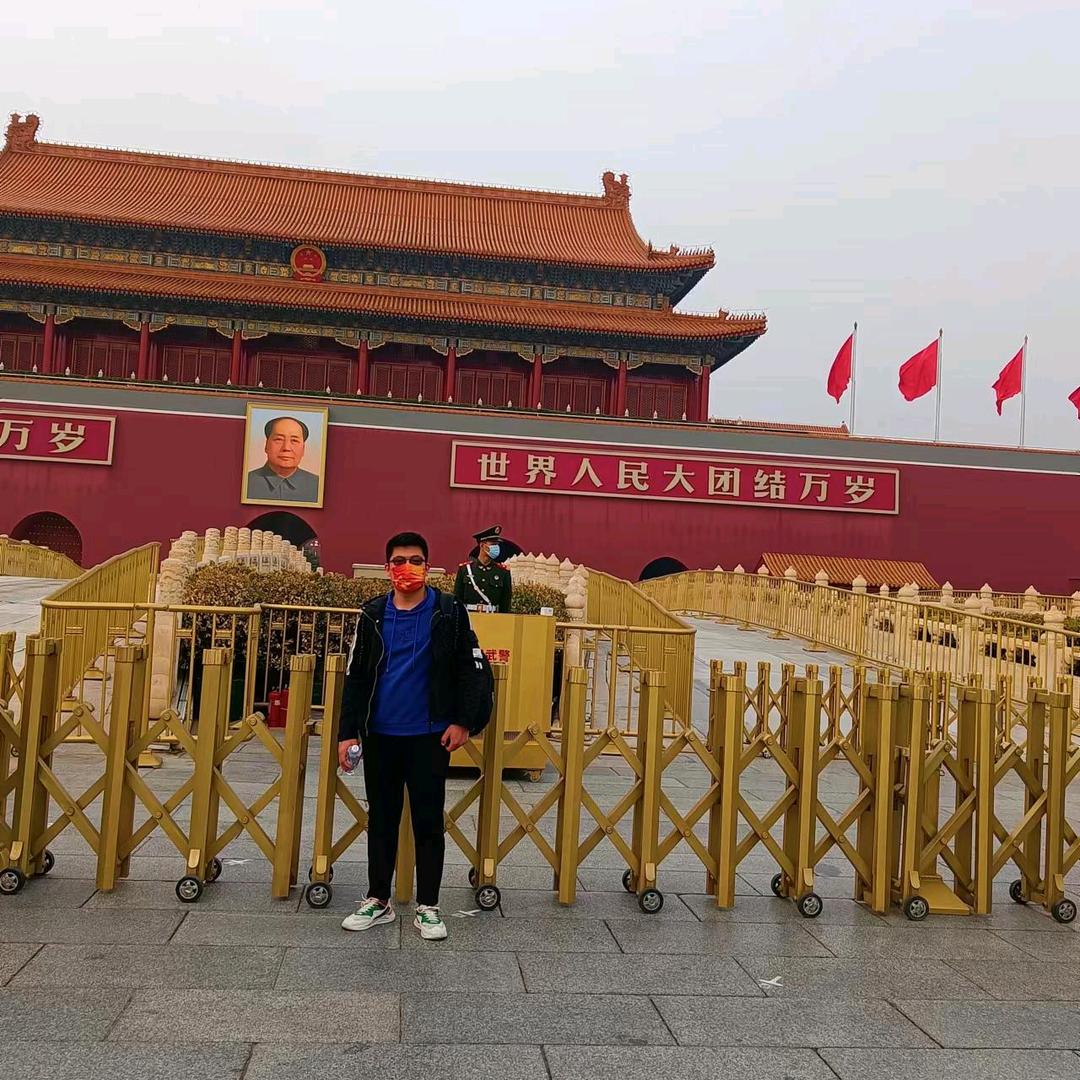 大步向前走……