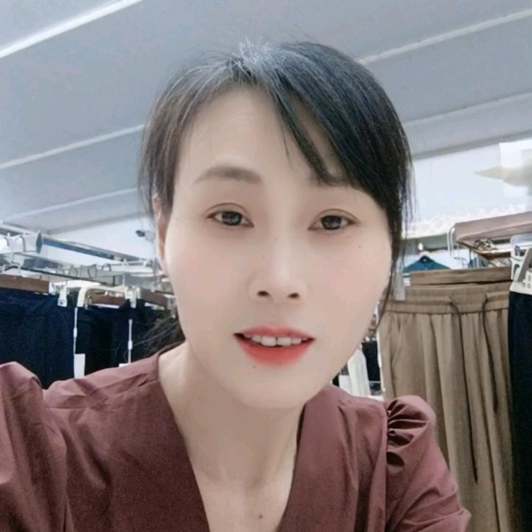 刘圩众鑫鞋服大卖场