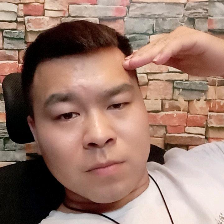 小月月。