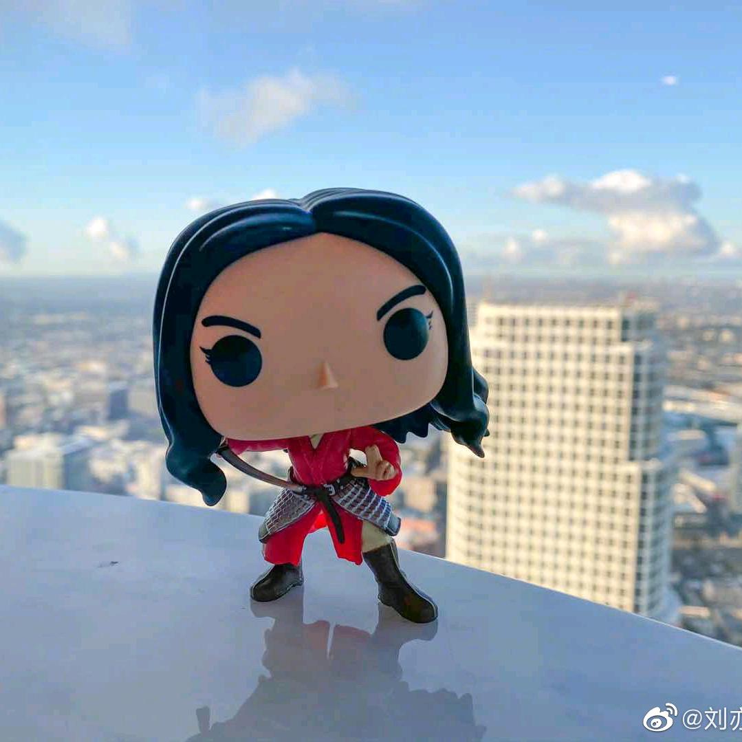 是爱电影的茜xix