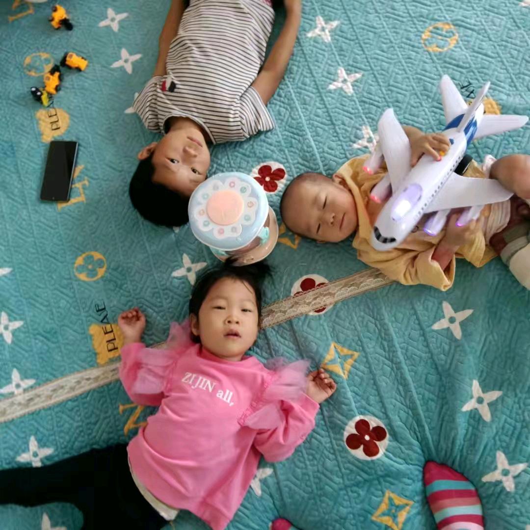 李佳康爸爸