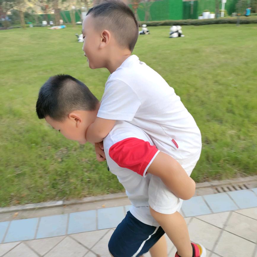 ___初见