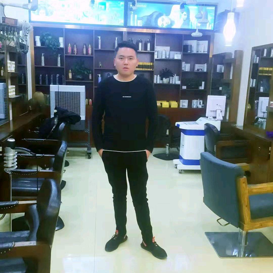Mr.Luo