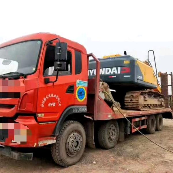 拖车 挖机 旋挖钻机 工程机械出租