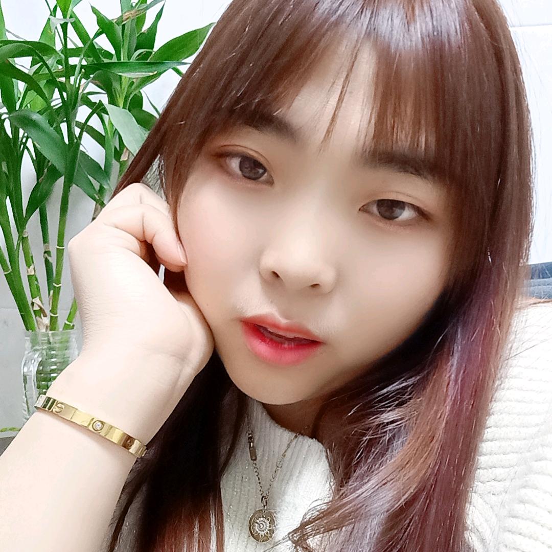 小琴爱吃辣