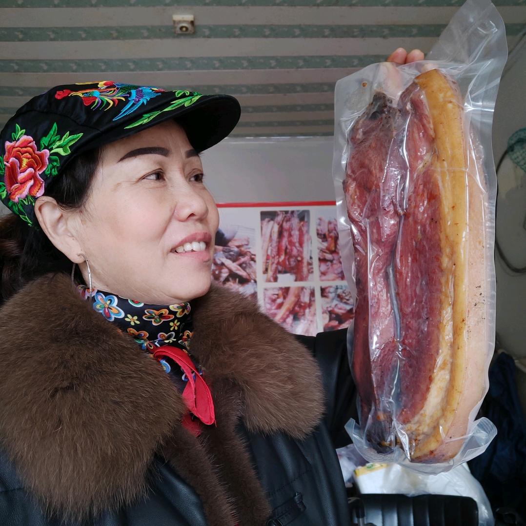 衡东腊肉姐姐