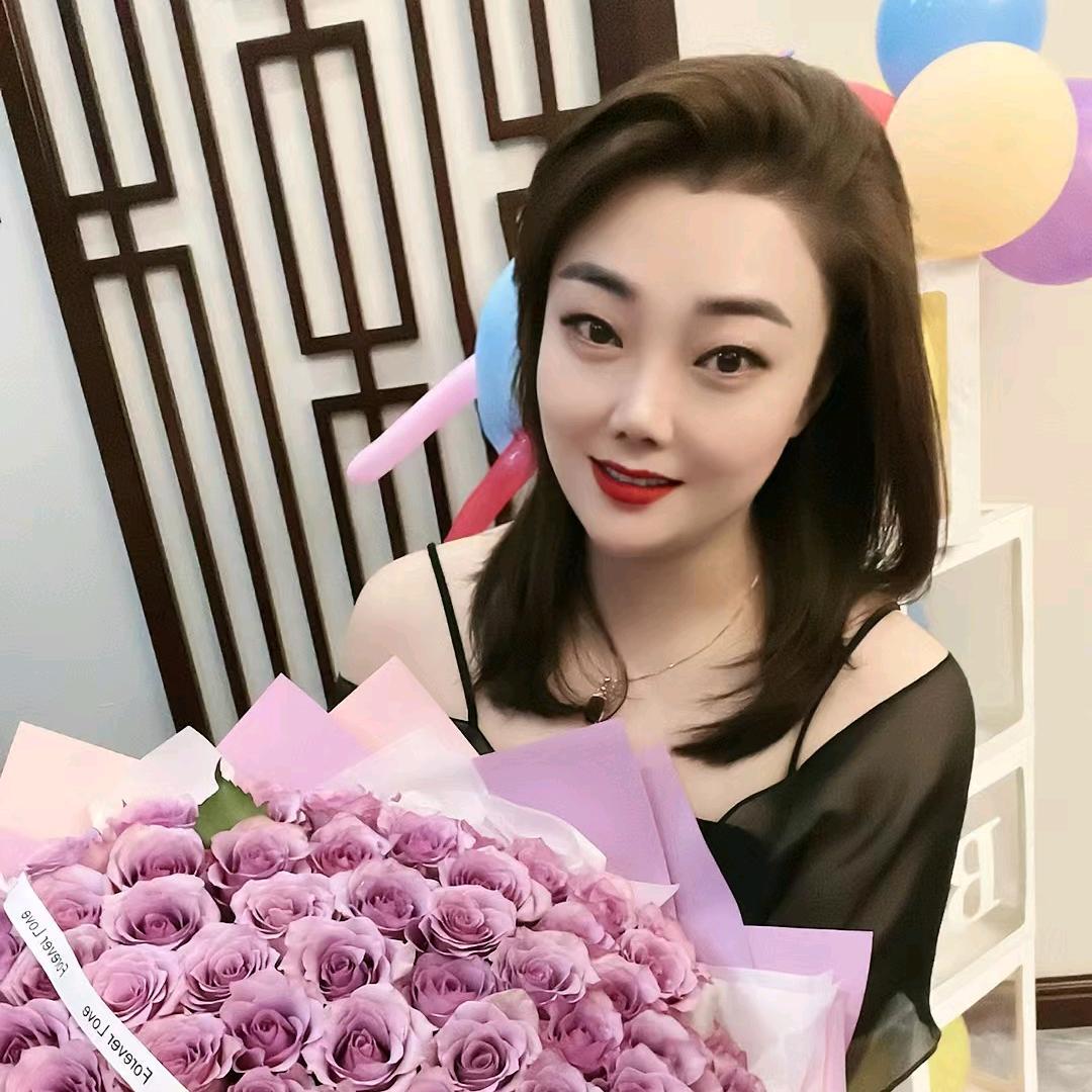 ⁵²º᭄ꦿ🎀洛洛大方