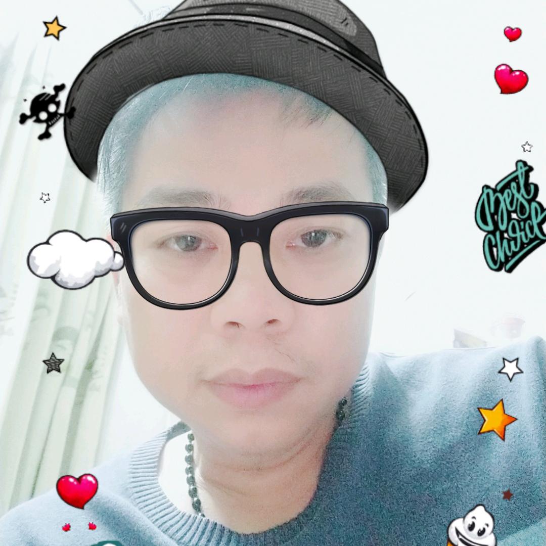 邓哥！（爱🎤唱歌）