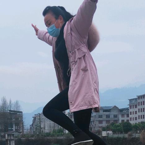 一人独钓一江水《兰姐》