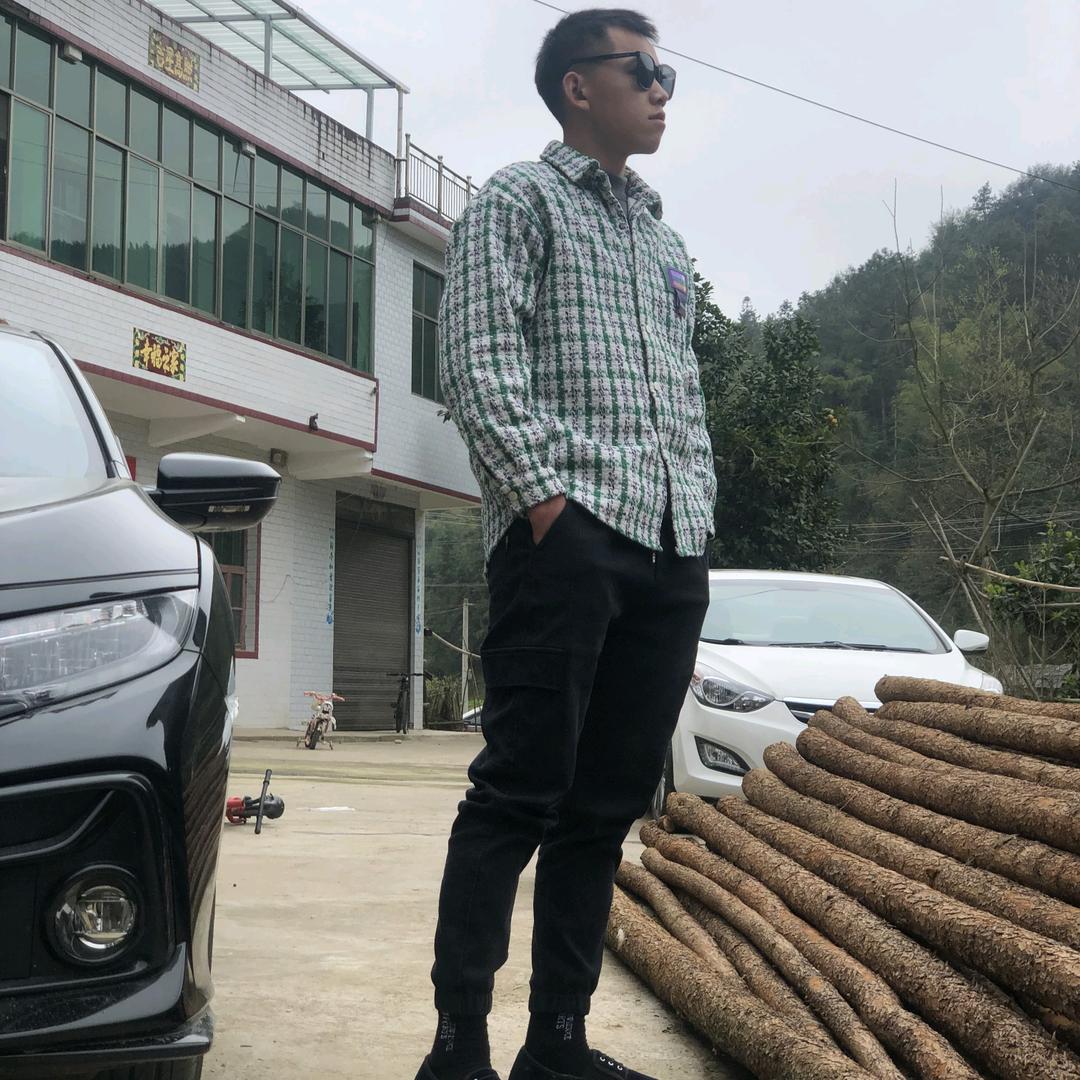 零零后小刘总✌