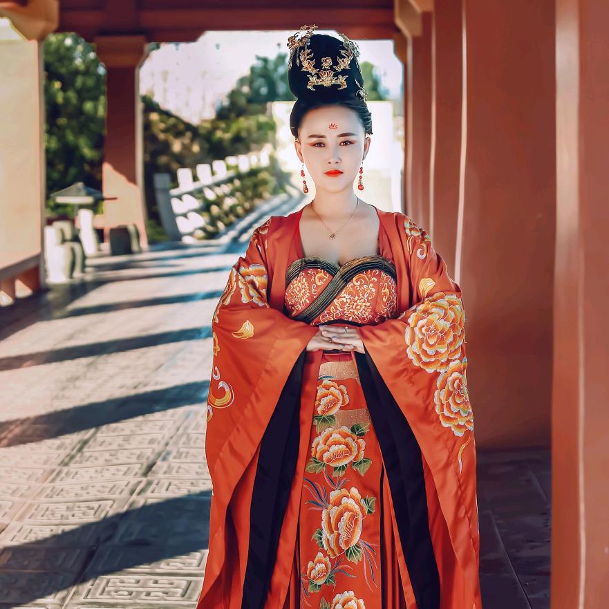 丽娜