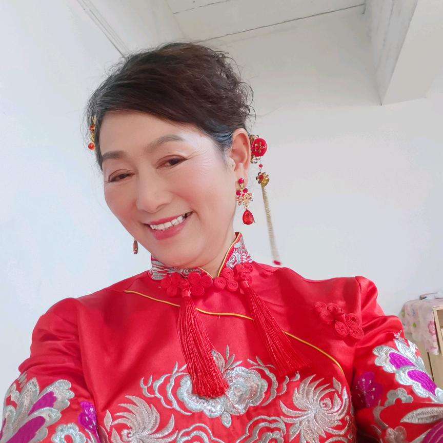 周大姐（六二年的虎）