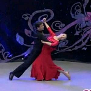 交谊舞
