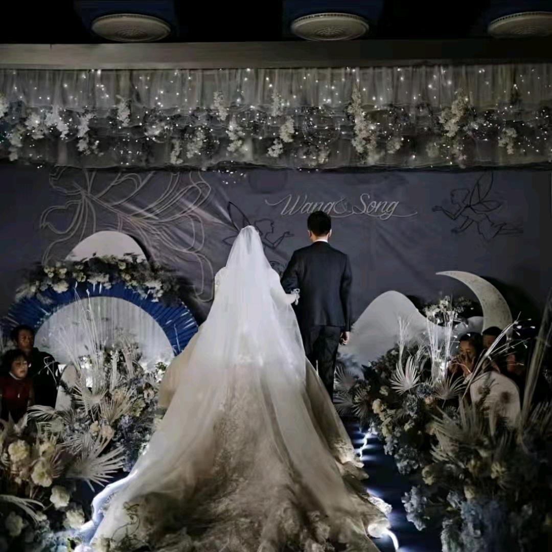 一 言 九 鼎 🇨🇳🇨🇳