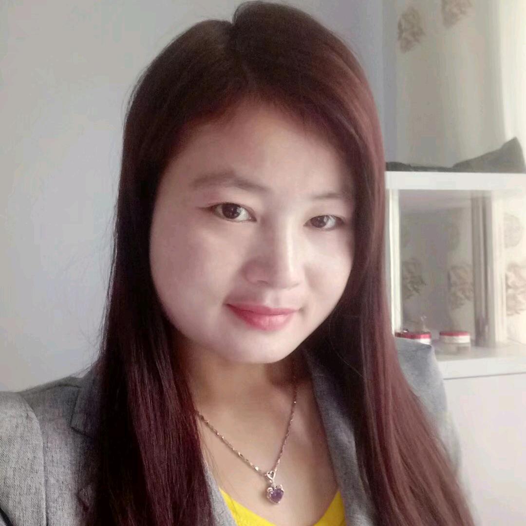 《 玉 儿 》
