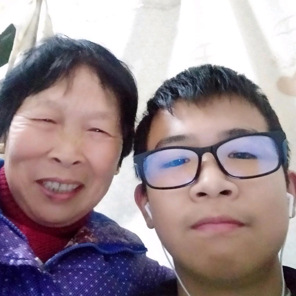 周梅😄