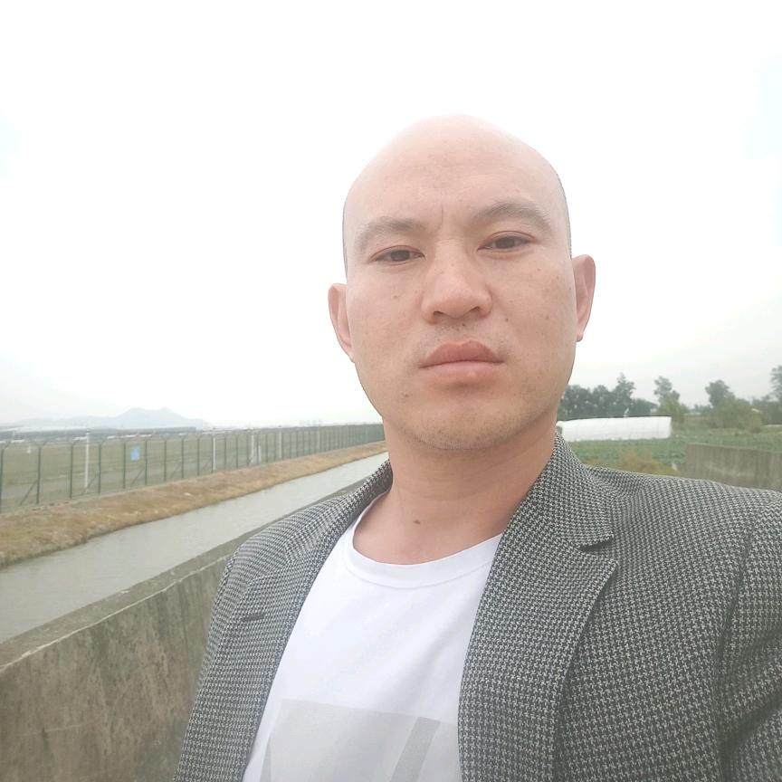 刘治铭