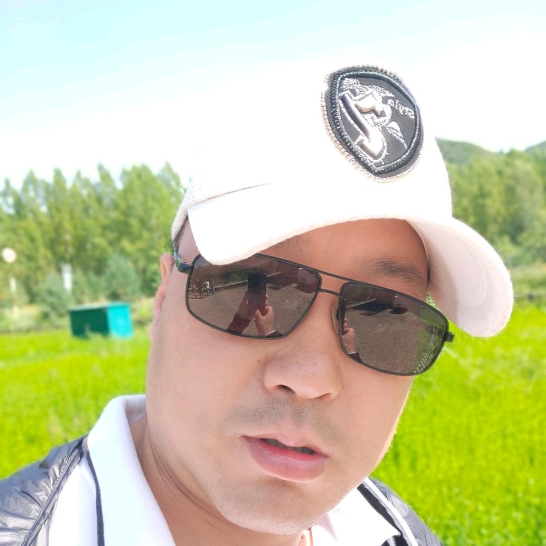 中年男士