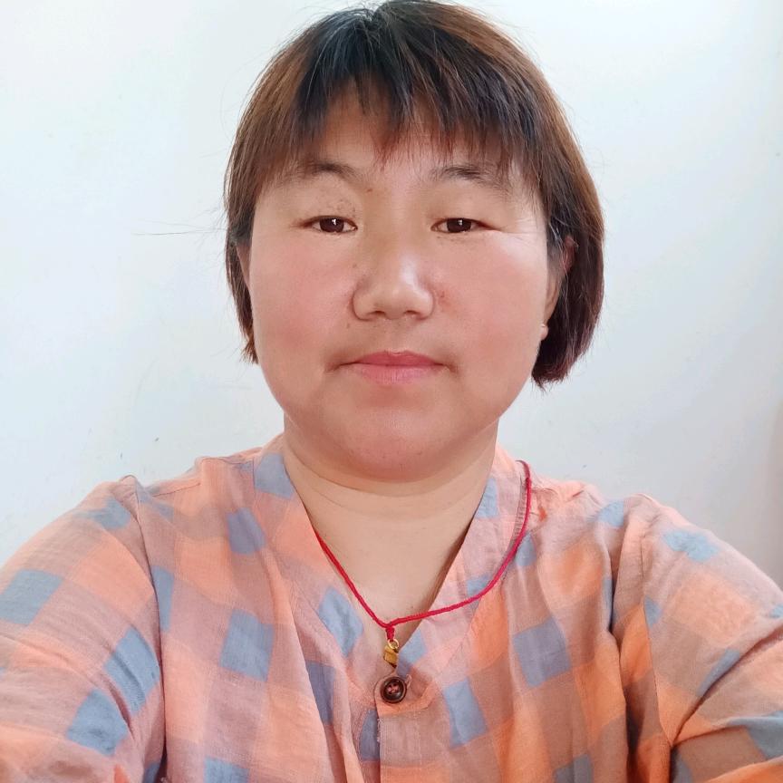 李芳