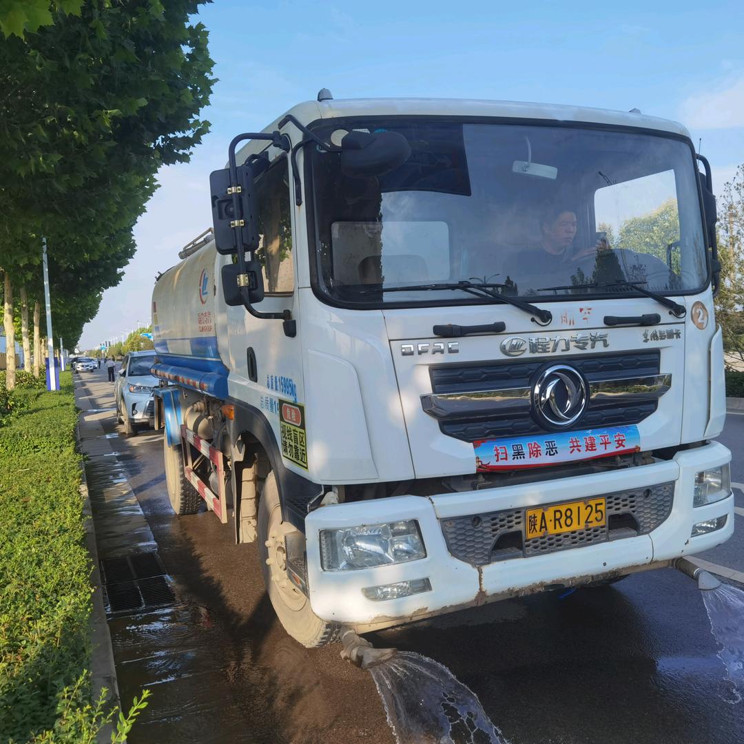 陕西创盛二手货车，洒水车。