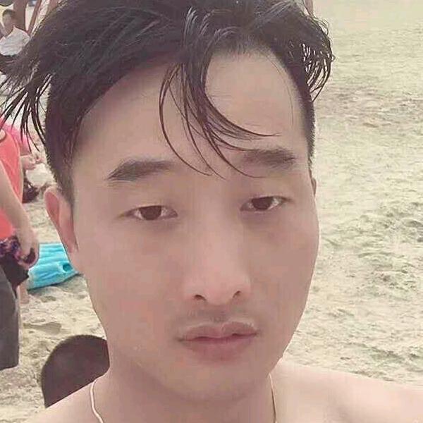 暮雨落成诗