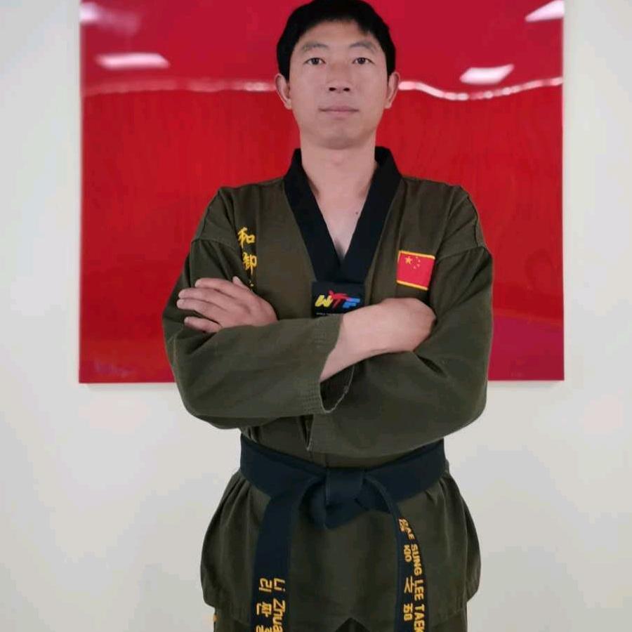 和御道少年军校，李教练
