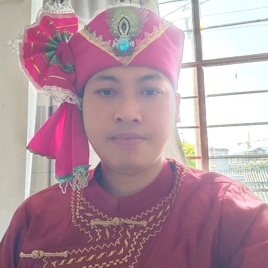 非遗 象脚鼓舞传承人（刀*显）