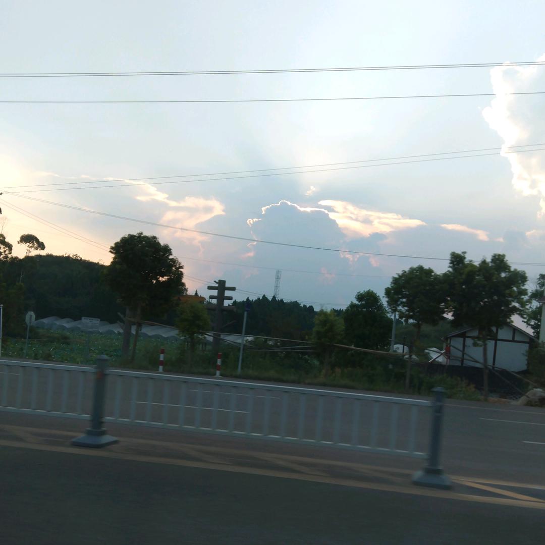 小闻