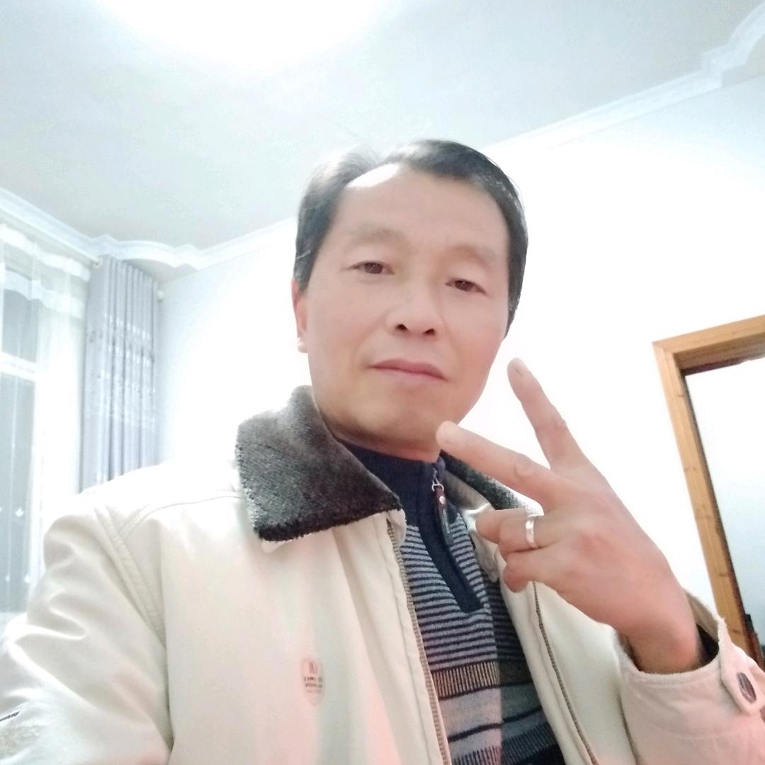 刘华